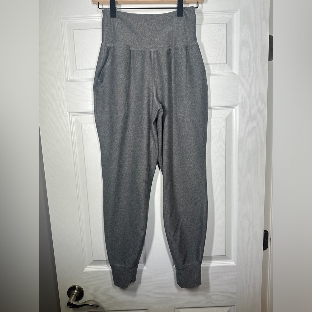 Old Navy Powersoft High Rise Leggings Size Small Color Gray